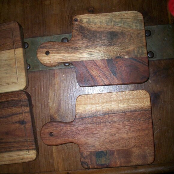 Crofton Mini Dark Wood Cutting Charcuterie Boards Set Of 4 Serving 6” And 8” - Picture 2 of 3